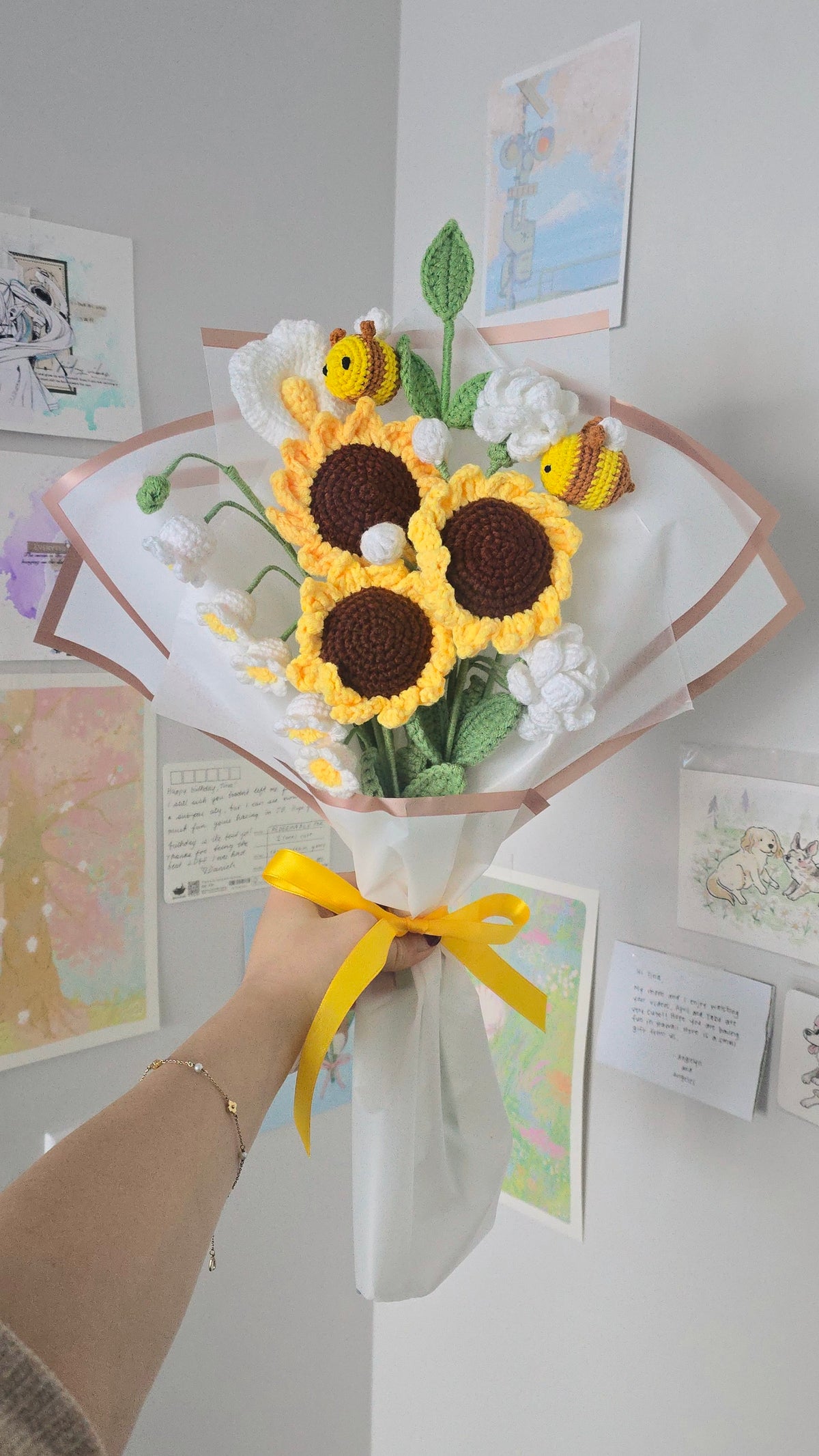 💐: Bee Mine – made with april